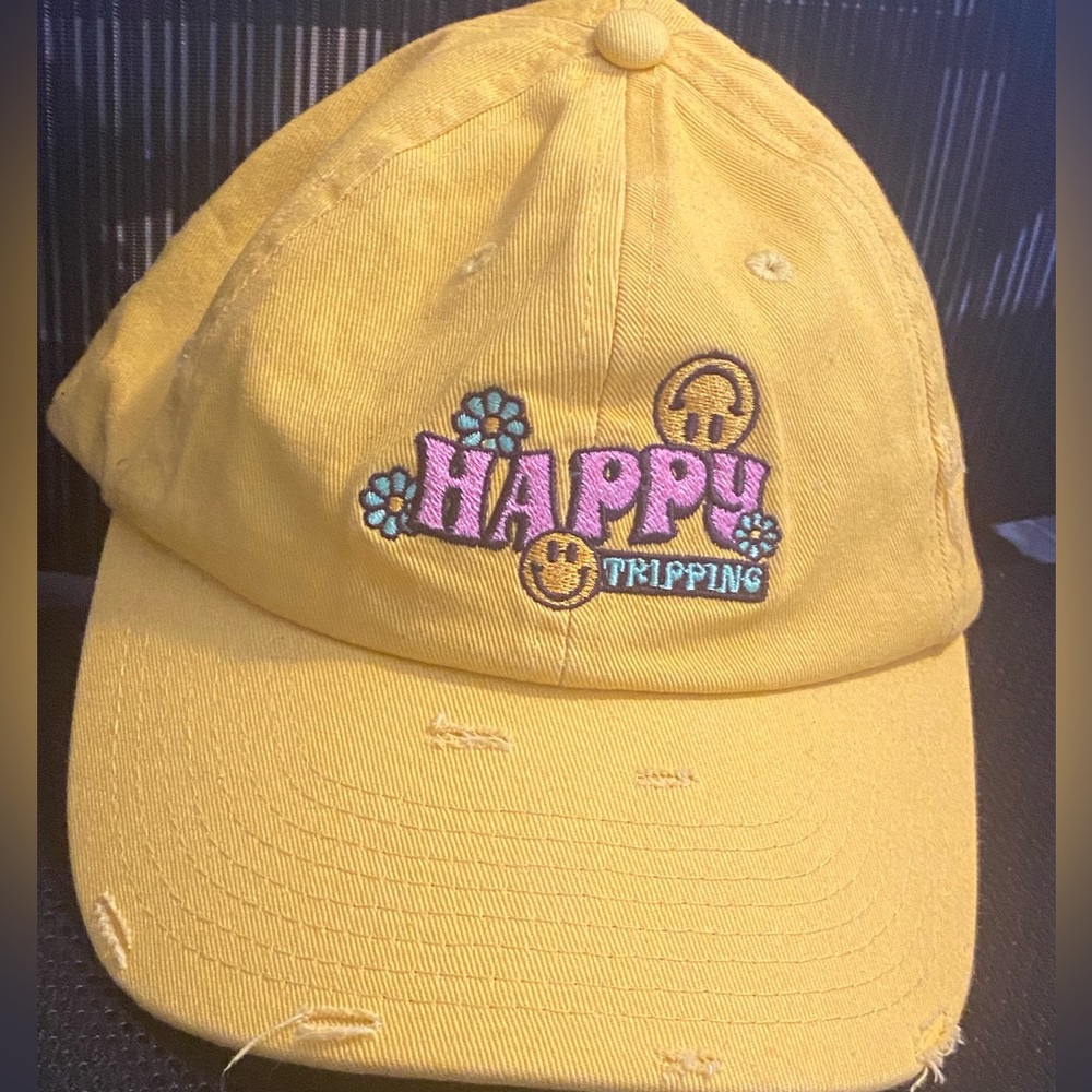 High Cap - Picture 3 of 4